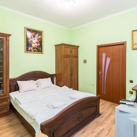 Квартира Від Власника По Вулиці Люльки 8 Λβιβ Εξωτερικό φωτογραφία